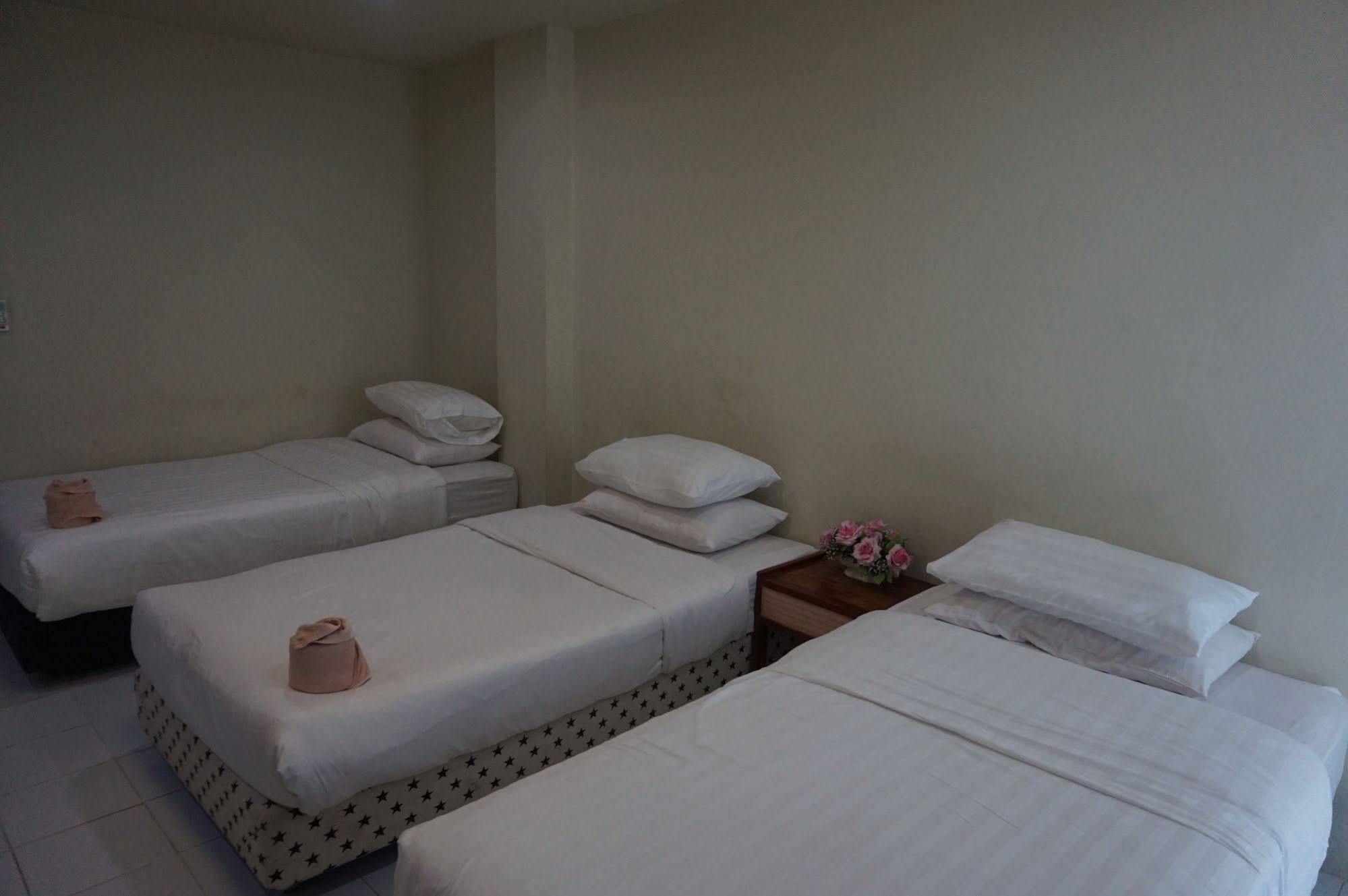 The One Phetchabun Aparthotel Exterior photo