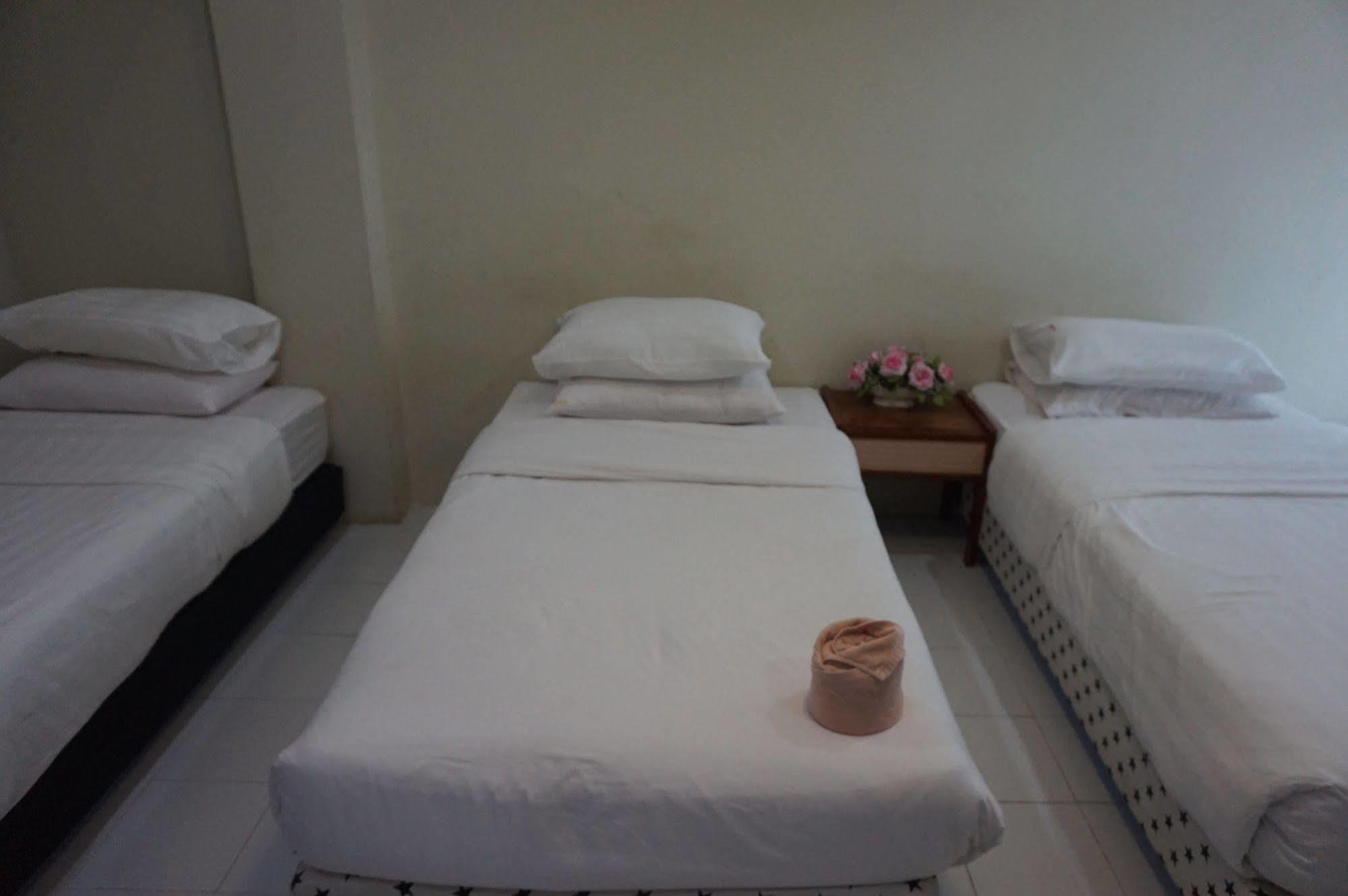 The One Phetchabun Aparthotel Exterior photo